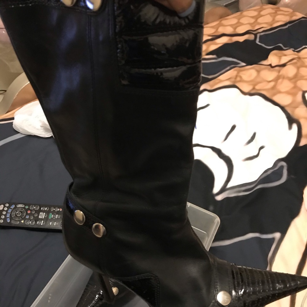 All shoes like new